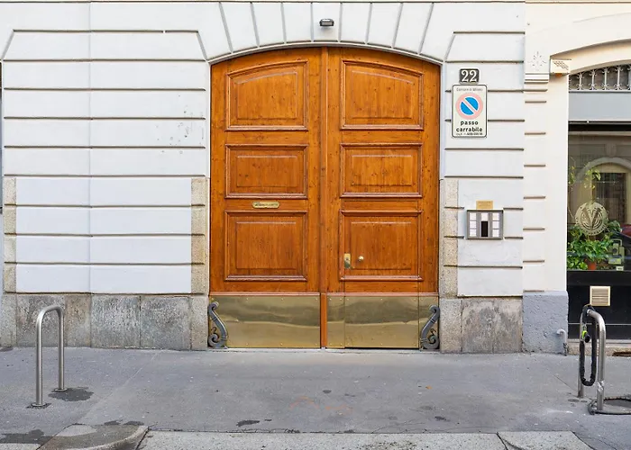 Apartament La Vecchia Milano-les Nubles Vannucci - Il Ballatoio E Il Cortile Mediolan